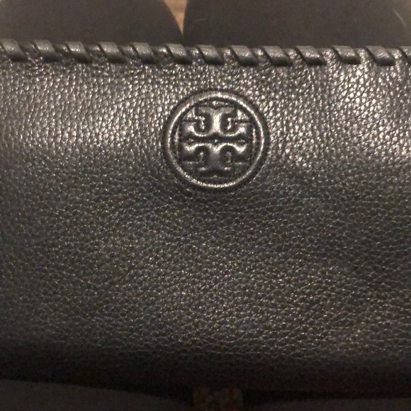 Tory Burch Handbags - Tory Burch wallet